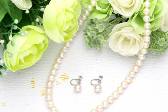 真珠はなぜ安くできる？：価値と魅力を深堀り
