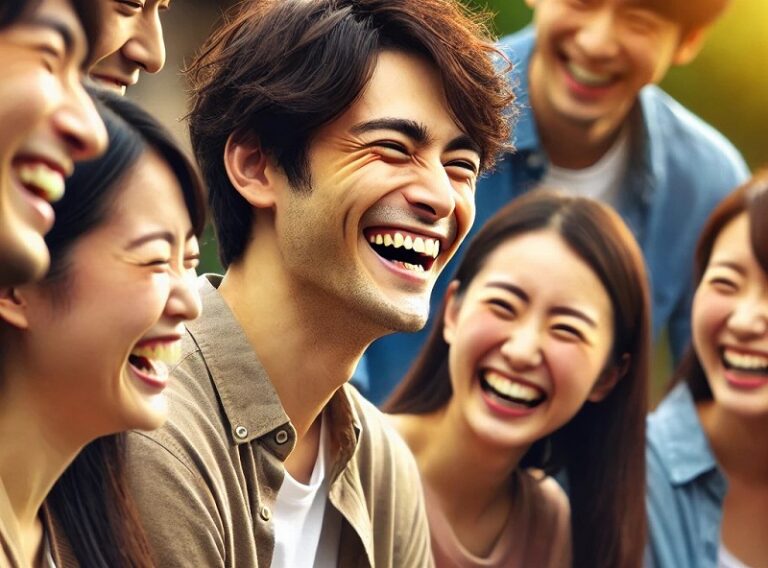 笑い声が大きい人に隠された心理と性格を徹底解説!周囲への影響を考慮した上手な対処法を紹介 | 知っ得情報館|生活情報